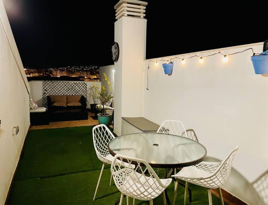 מאלגה Magnifique Duplex Avec Terrasse Proche De La Plage מראה חיצוני תמונה
